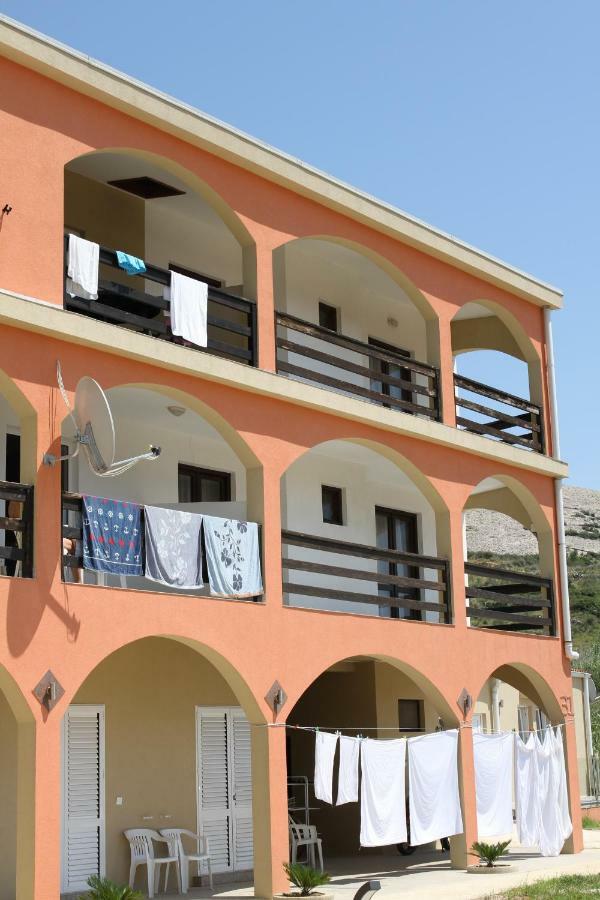 Apartmani Subasic Đảo Pag Ngoại thất bức ảnh