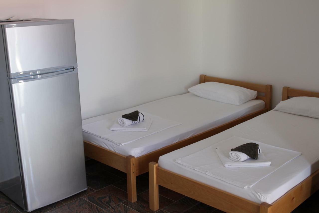 Apartmani Subasic Đảo Pag Ngoại thất bức ảnh
